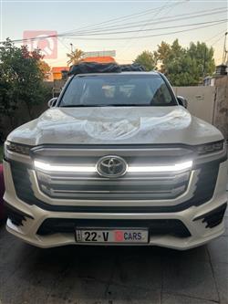 تويوتا لاندكروزر